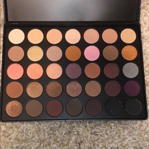 Morphe 35W Palette 💗(repost)